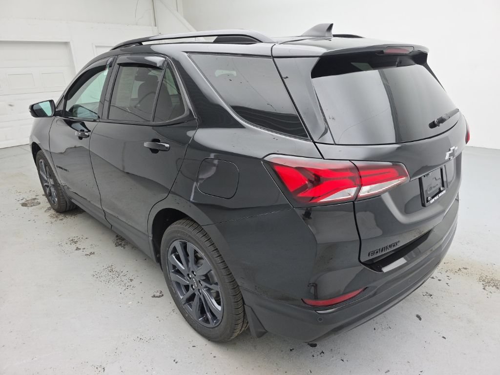 Used 2024 Chevrolet Equinox RS AWD/4WD image 10