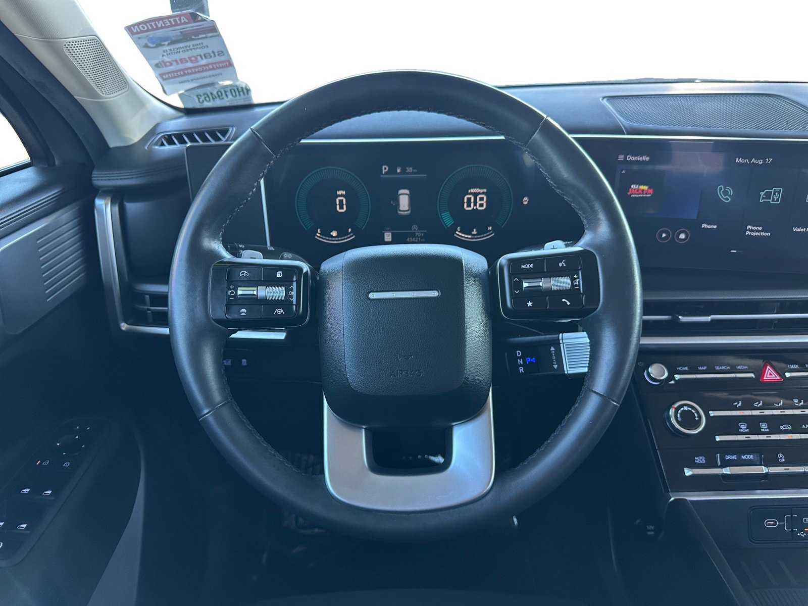 Used 2024 Hyundai Santa Fe SE FWD image 12