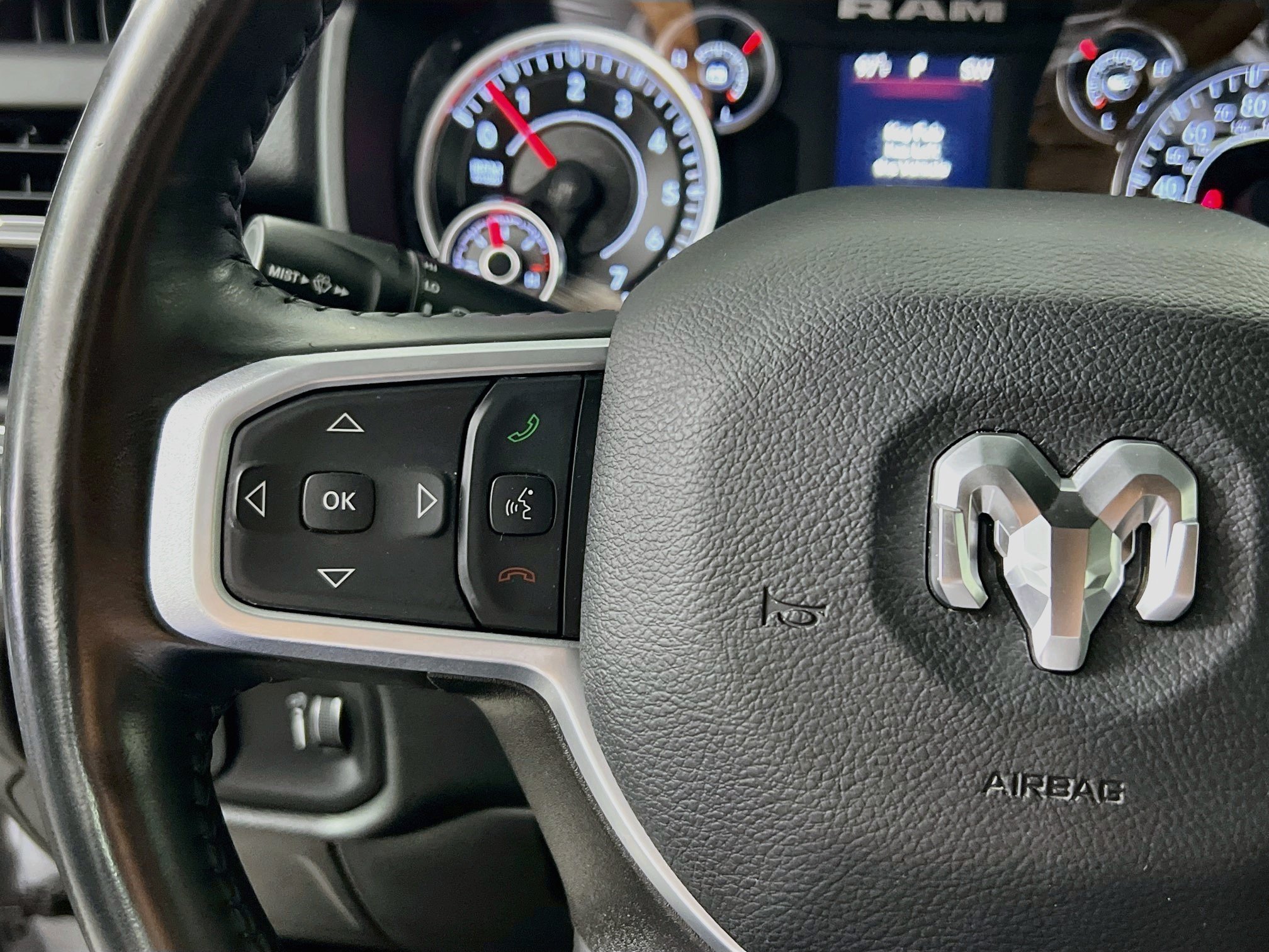 Used 2023 RAM 1500 Big Horn AWD/4WD image 18