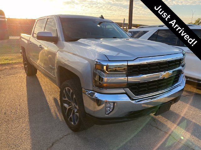 Used 2018 Chevrolet Silverado 1500 LT w/ Texas Edition RWD image 1