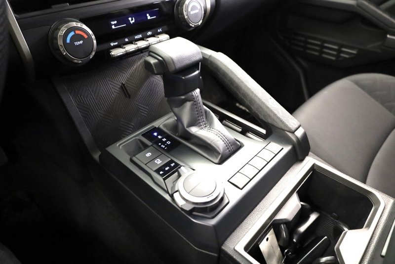 Certified 2025 Toyota Tacoma SR5 image 21