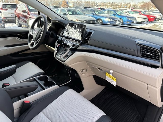 Certified 2026 Honda Odyssey Elite image 26