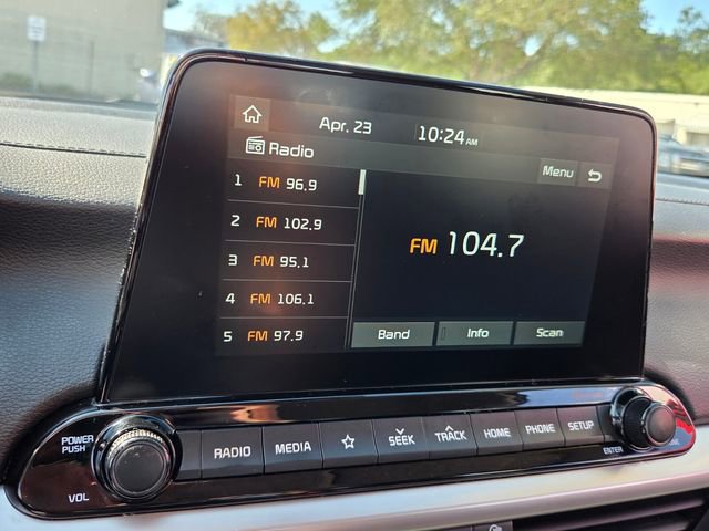 Used 2020 Kia Forte LXS FWD image 22