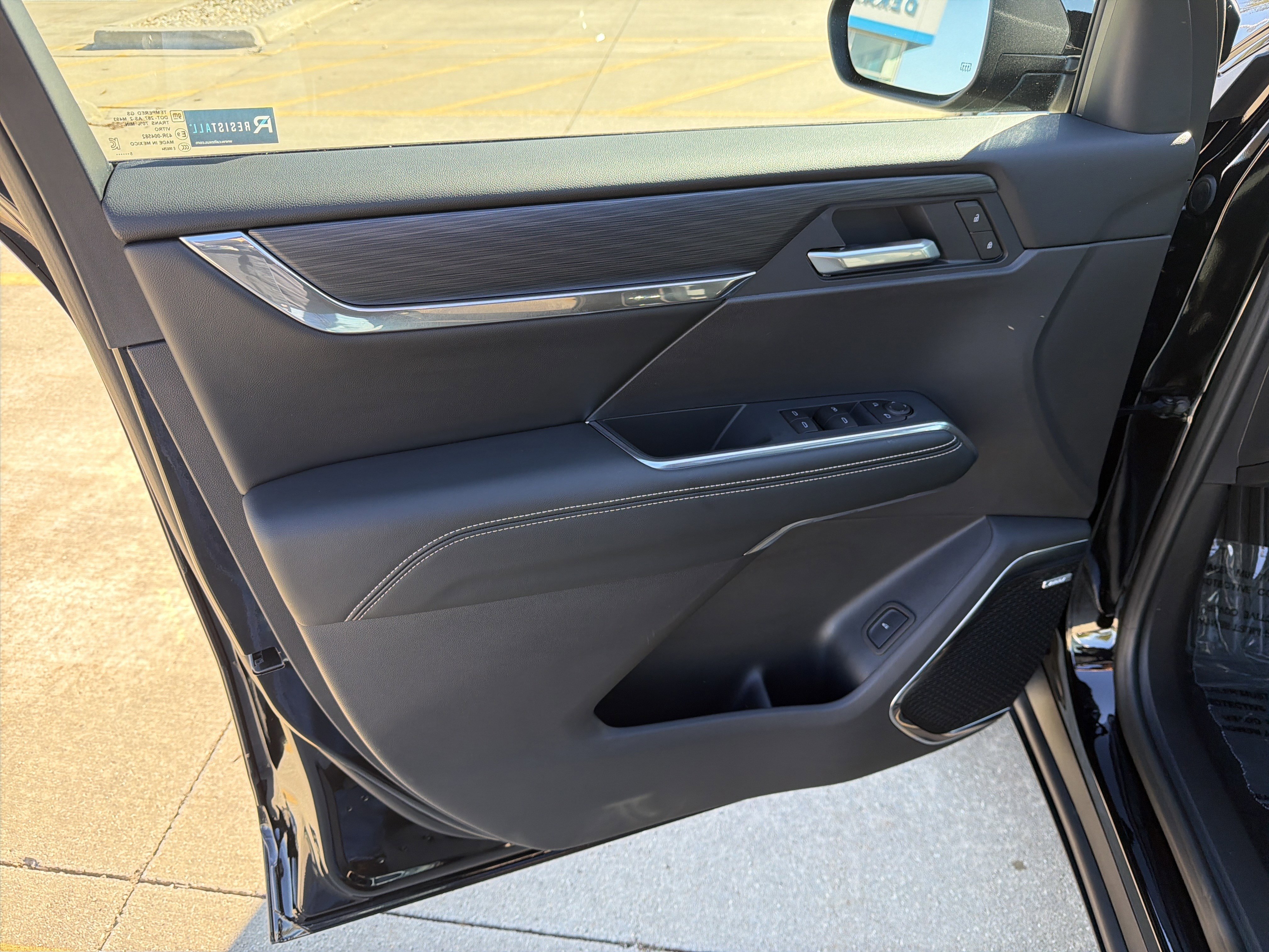 New 2026 GMC Acadia Elevation image 12