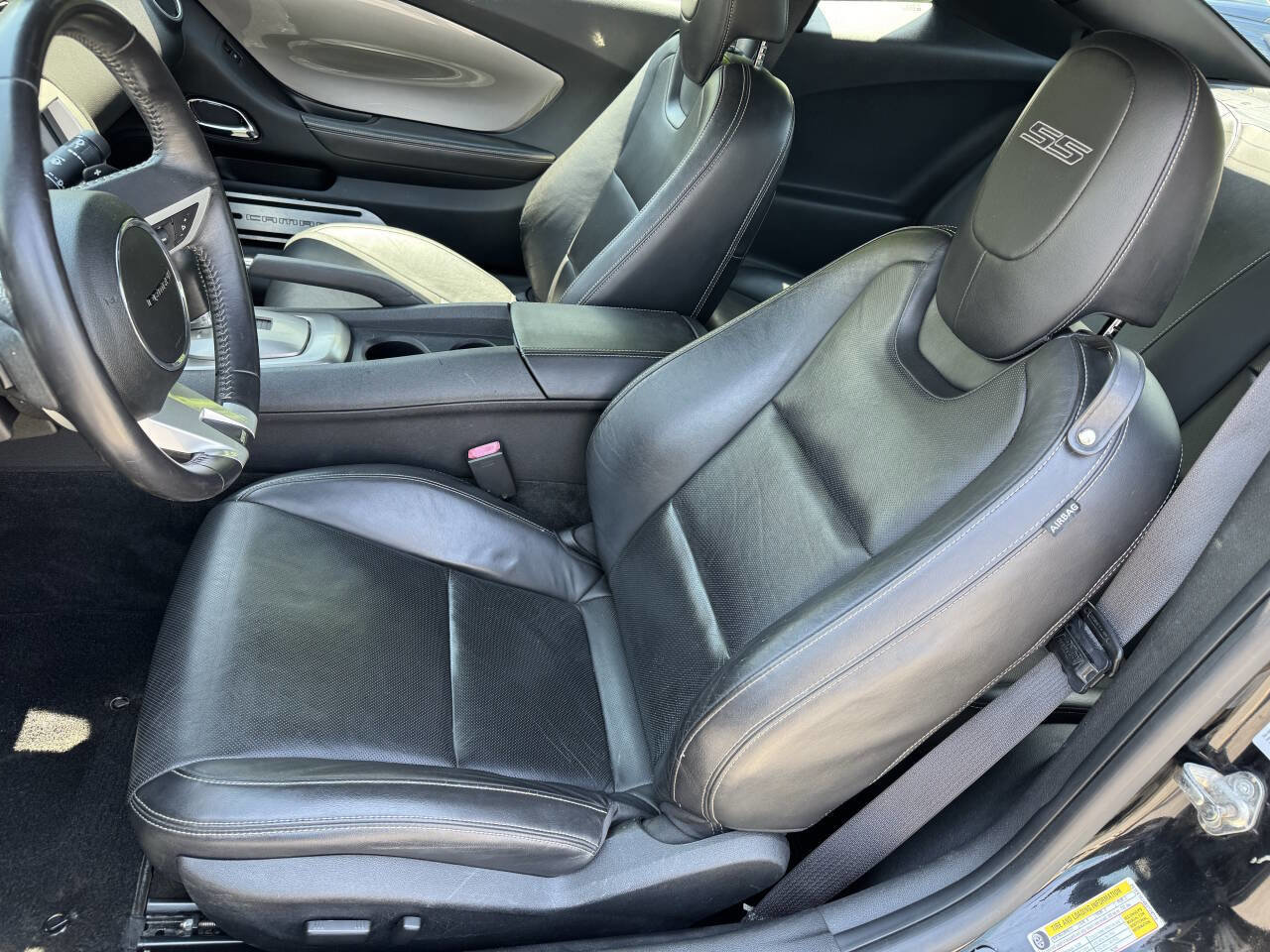 Used 2010 Chevrolet Camaro SS image 23