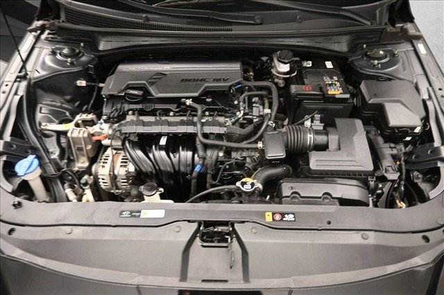 Used 2024 Hyundai Elantra SEL FWD image 30