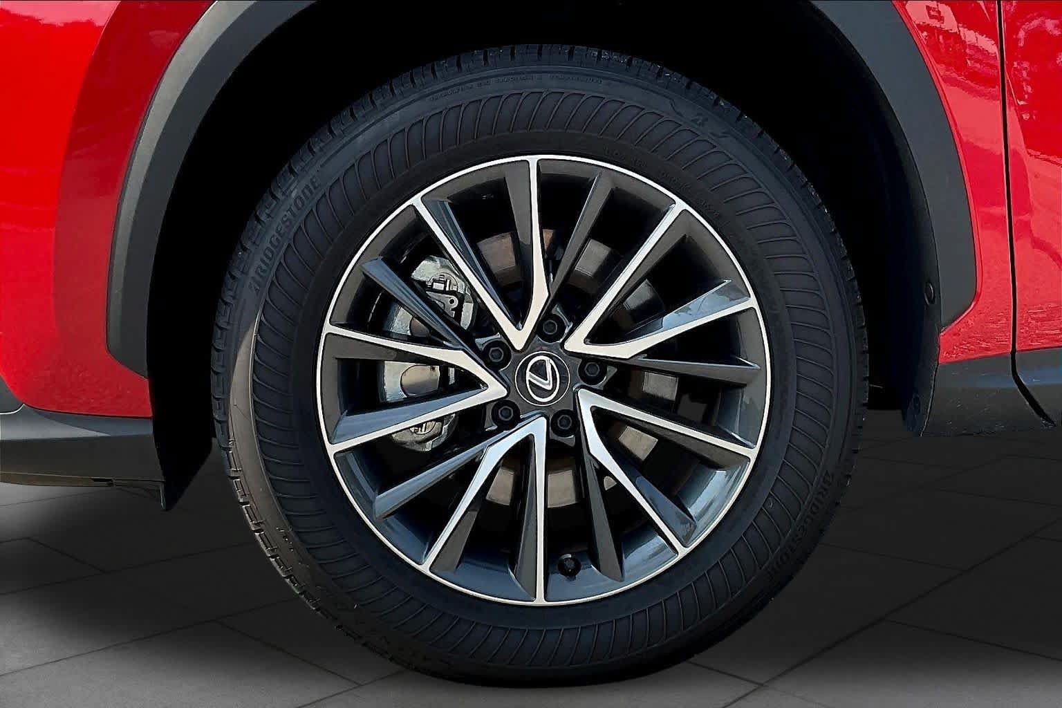 Used 2025 Lexus NX 350h AWD w/ Cold Area Package image 19