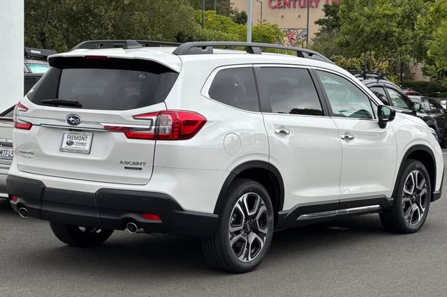 Used 2025 Subaru Ascent Touring image 4