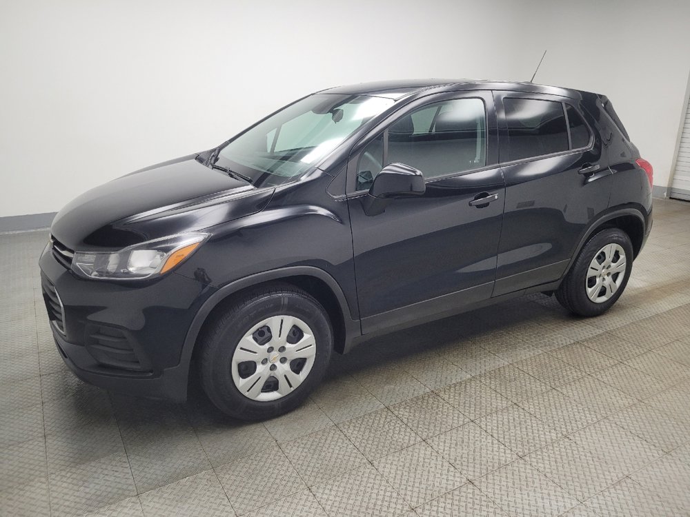 Used 2019 Chevrolet Trax LS w/ Tint and Cruise Package FWD image 2