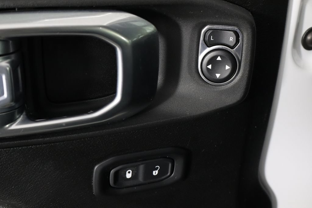 Used 2022 Jeep Wrangler Unlimited Sport AWD/4WD image 20