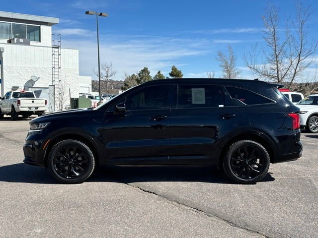 Used 2022 Kia Sorento SX image 2