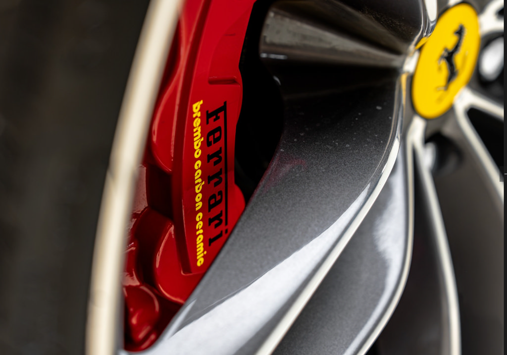 Used 2018 Ferrari 488 GTB RWD image 30