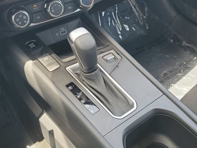 Certified 2025 Nissan Kicks S FWD image 30