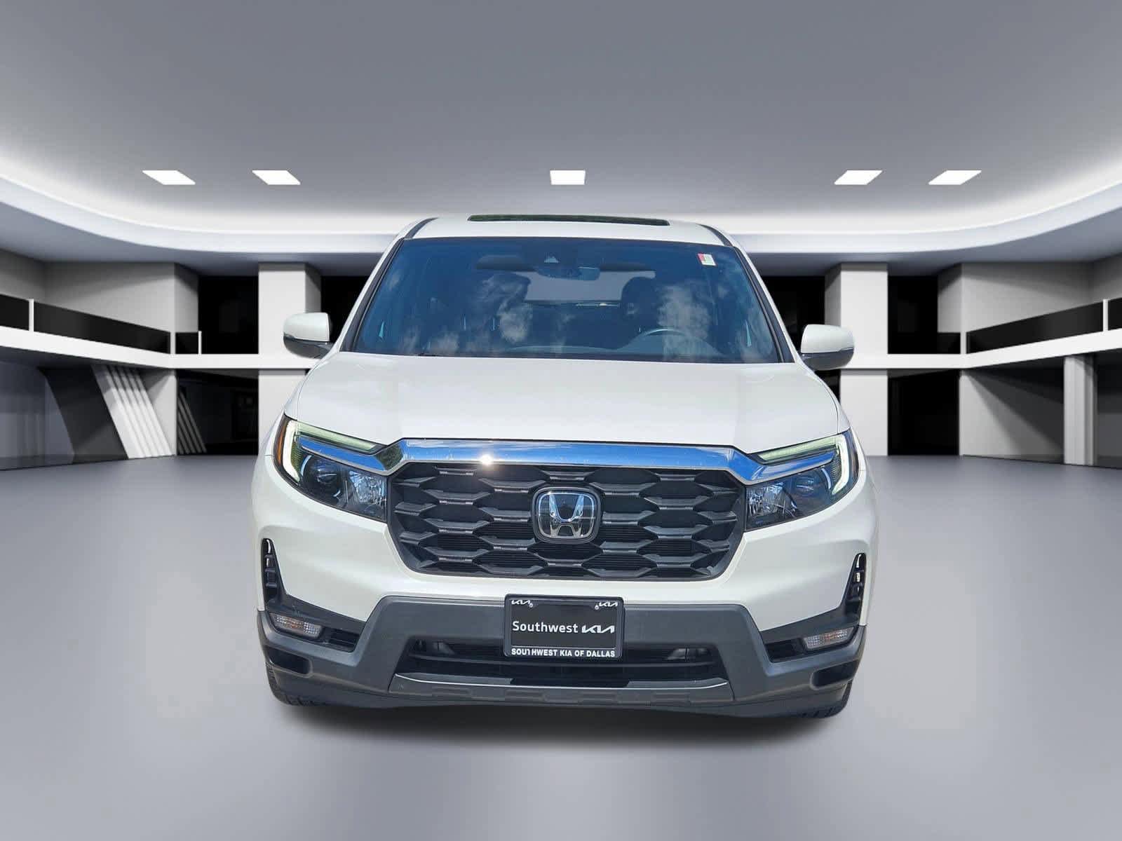 Used 2024 Honda Passport EX-L image 9