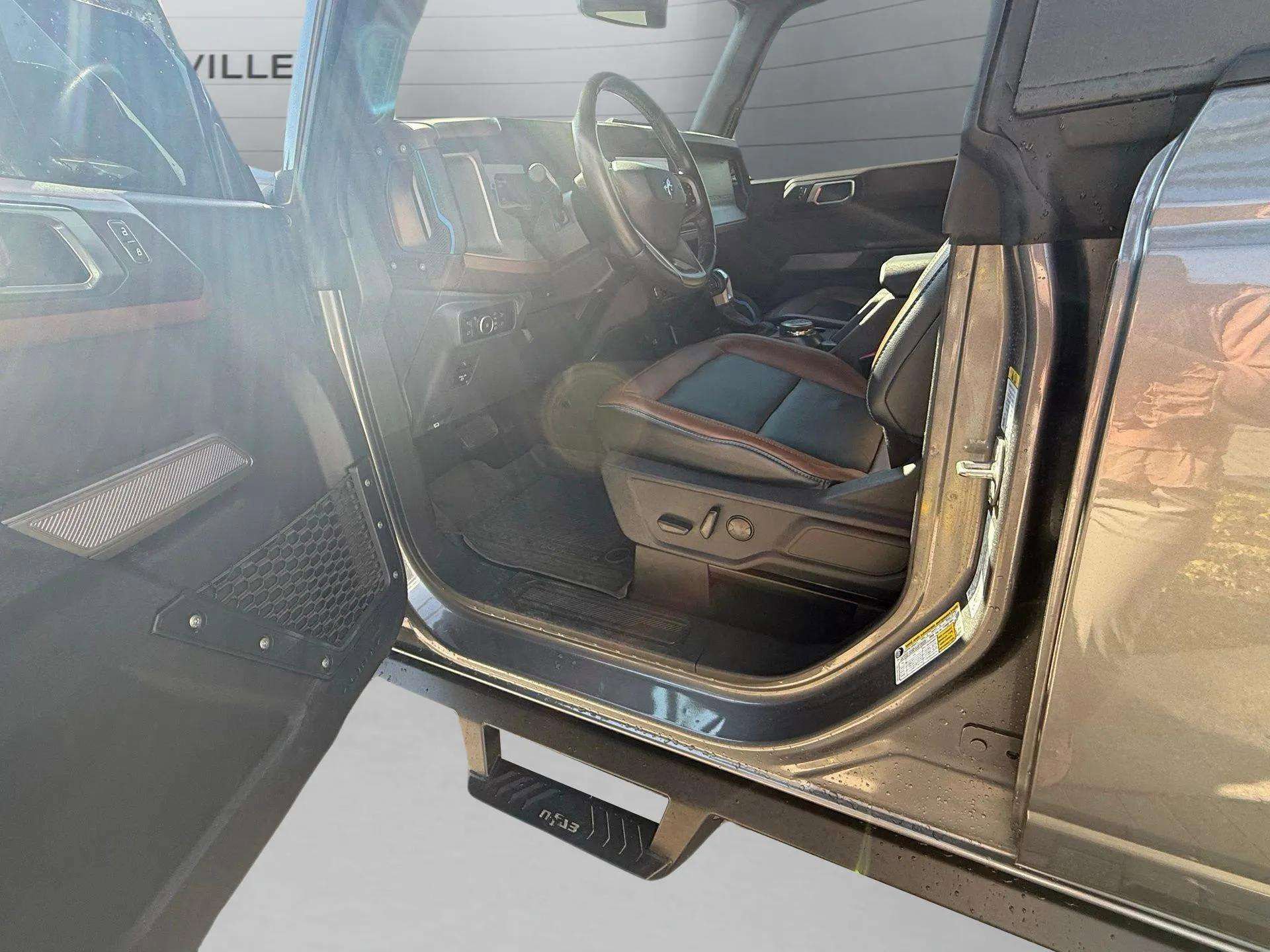 Used 2023 Ford Bronco Outer Banks w/ Sasquatch Package image 26