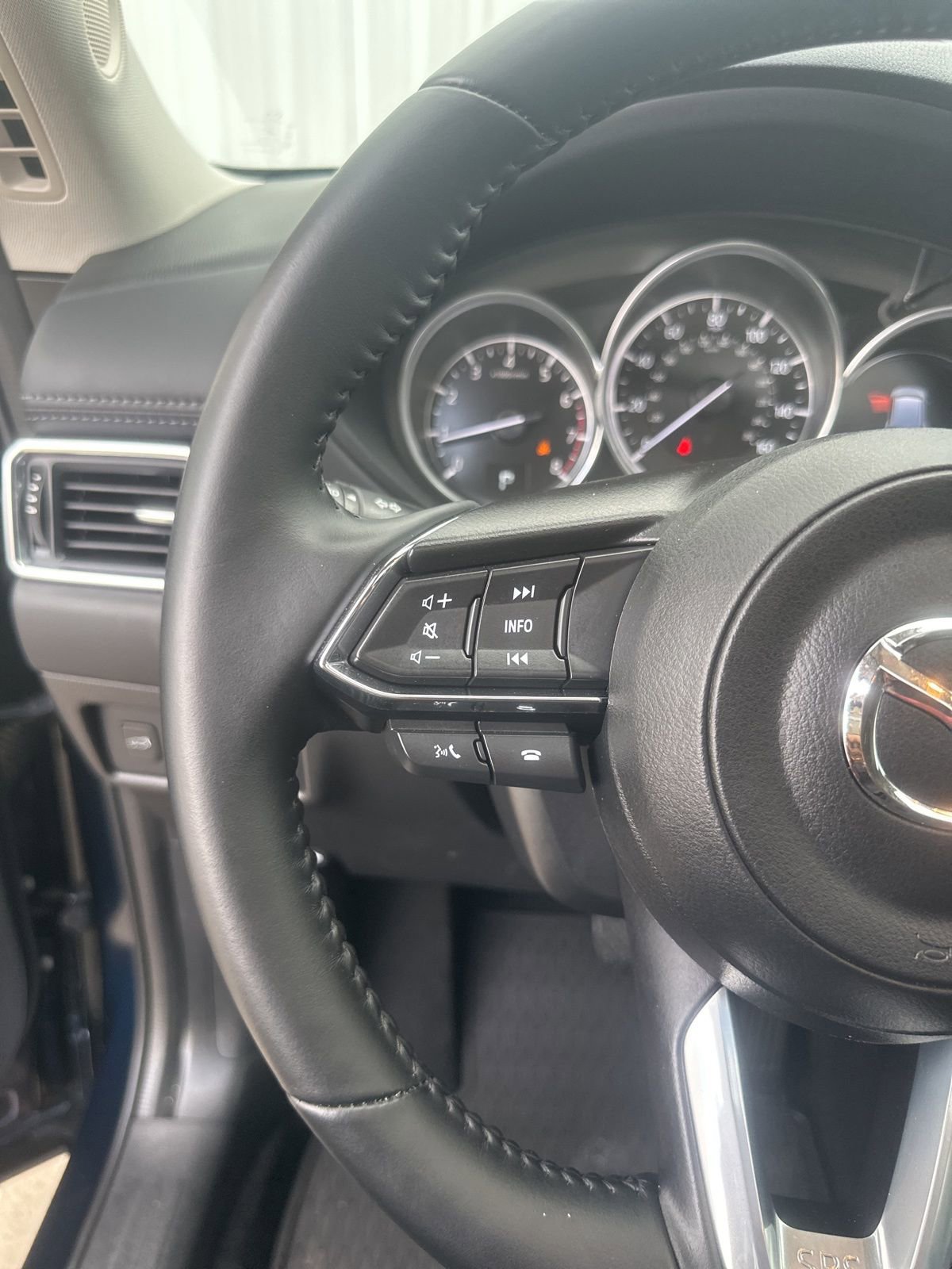 Used 2025 MAZDA CX-5 AWD 2.5 S w/ Preferred Package image 20