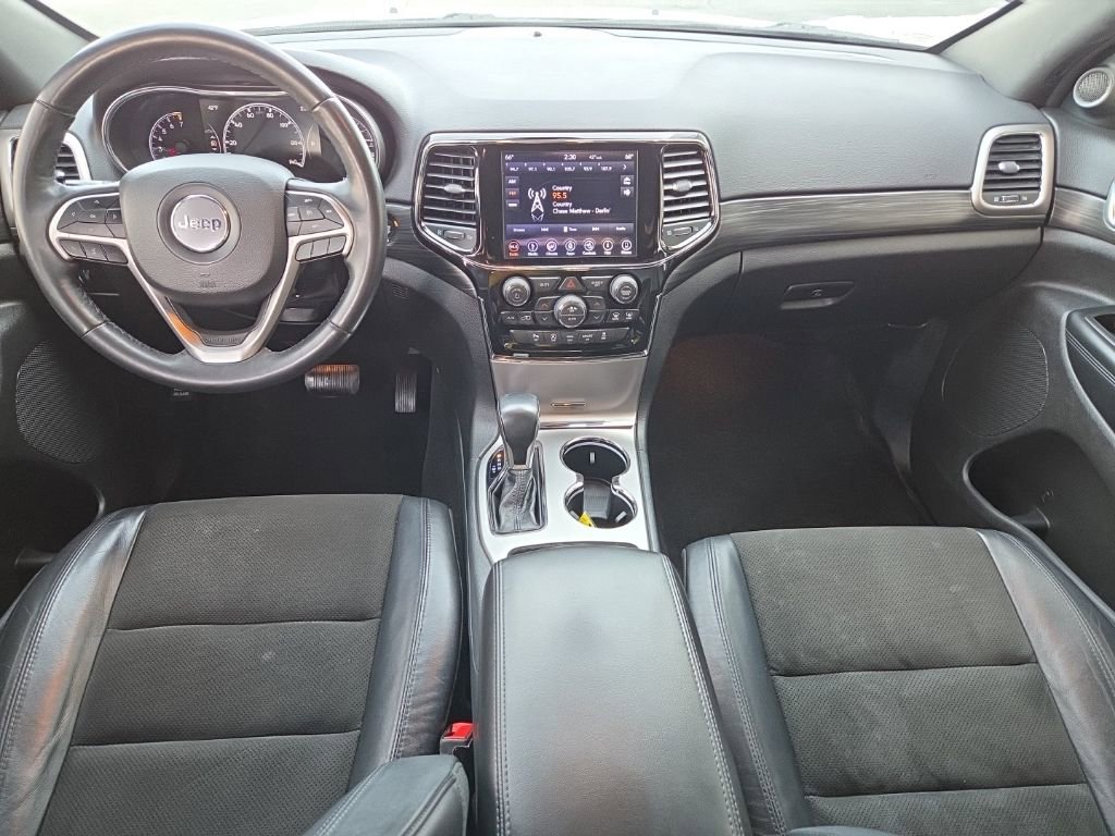 Used 2019 Jeep Grand Cherokee Altitude image 32