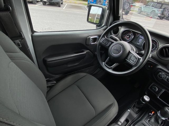 Used 2021 Jeep Gladiator Sport AWD/4WD image 24