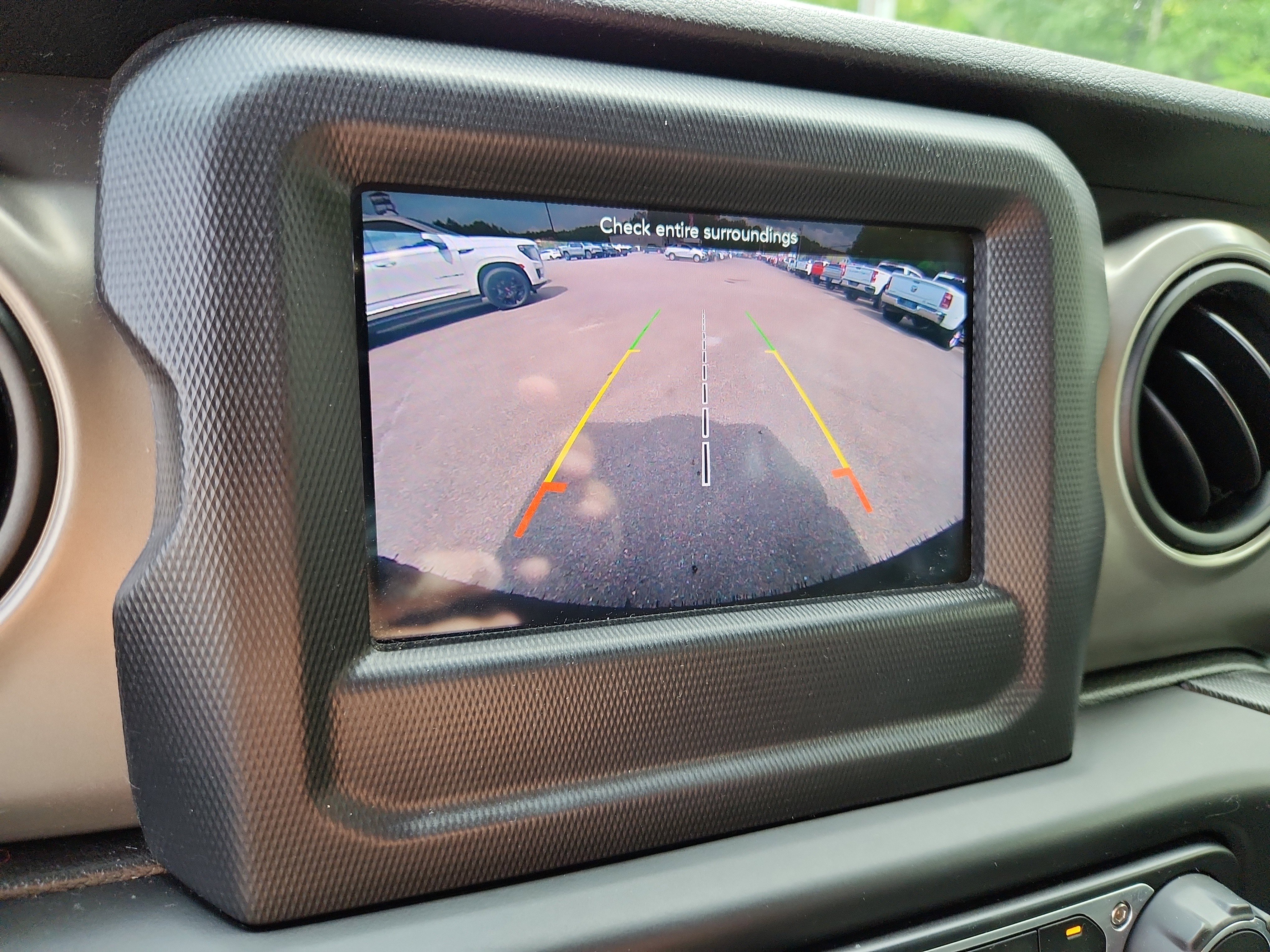 Used 2019 Jeep Wrangler Unlimited Sport S image 32