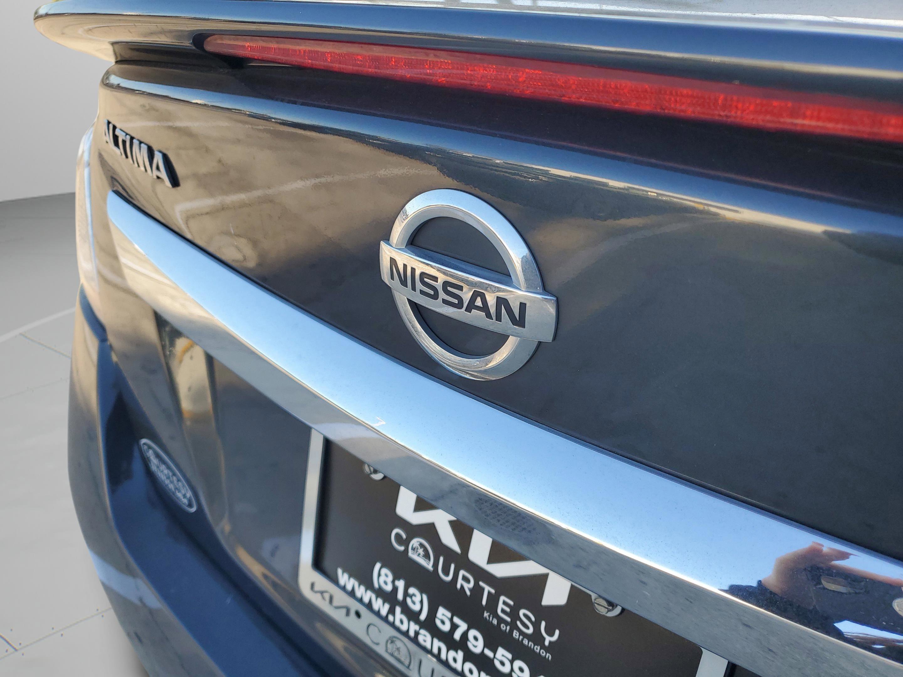 Used 2015 Nissan Altima 2.5 S w/ Special Edition Package FWD image 31