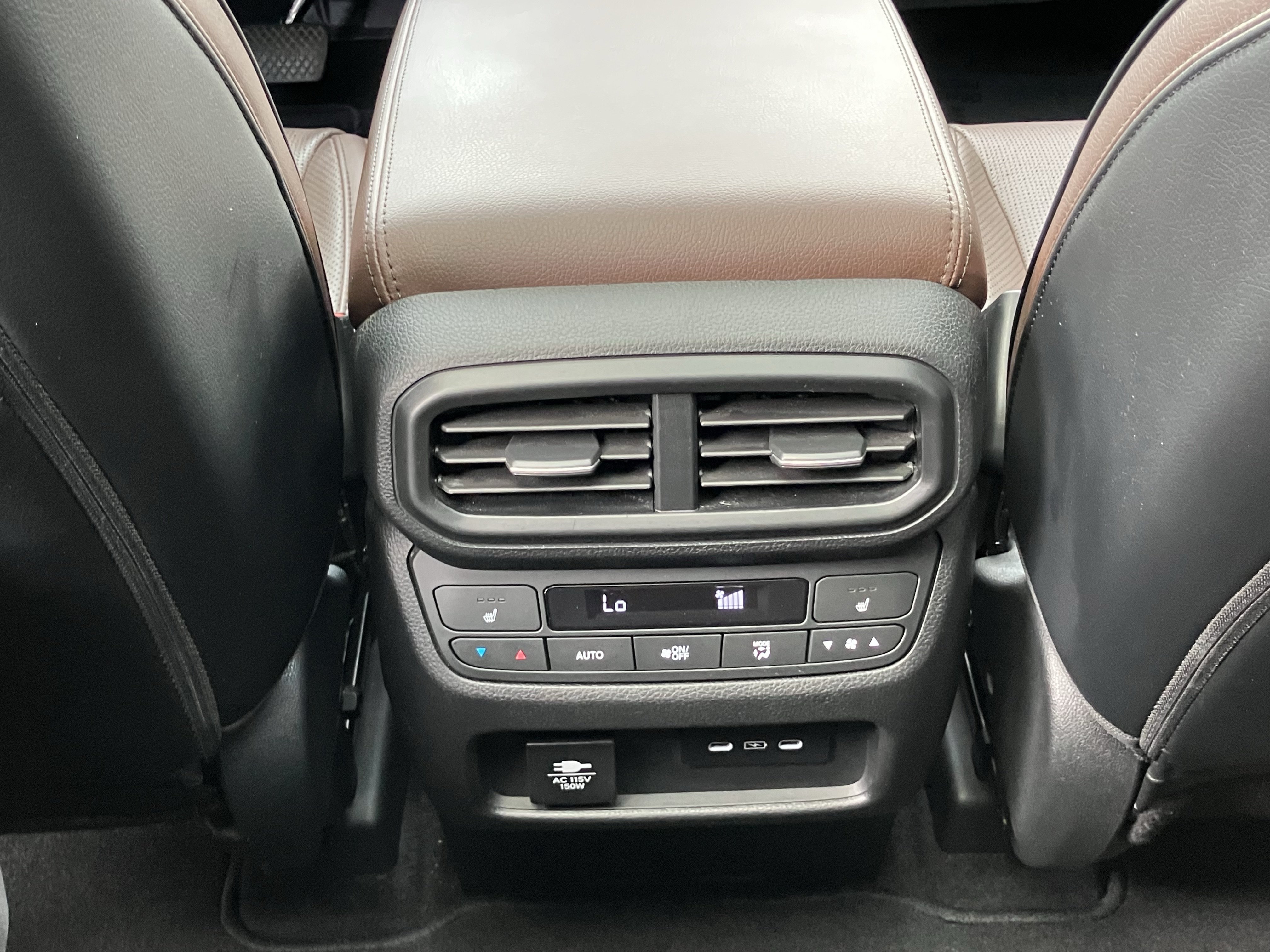 Certified 2025 Honda Pilot Elite image 34