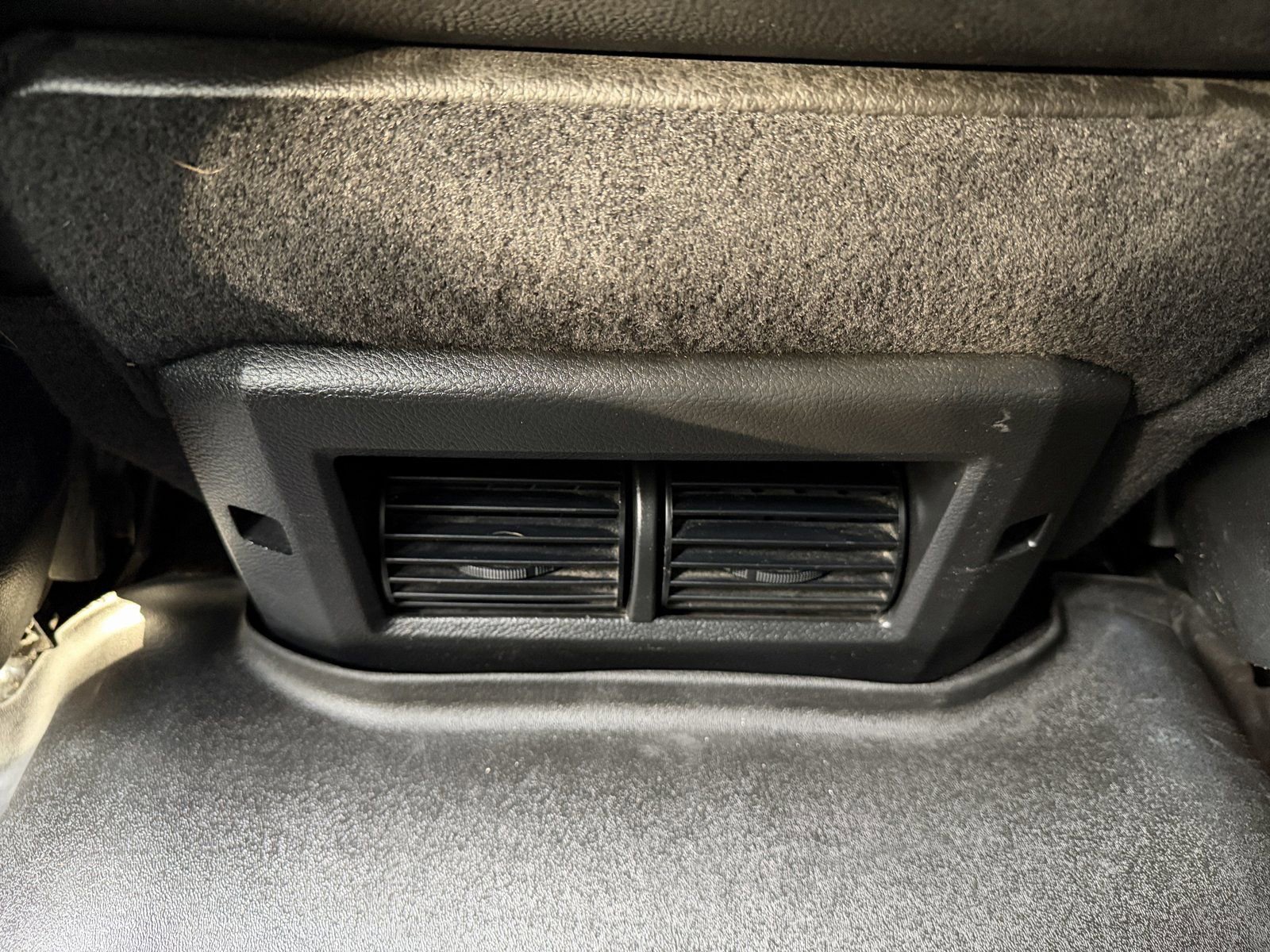 Used 2015 RAM 2500 Laramie image 28