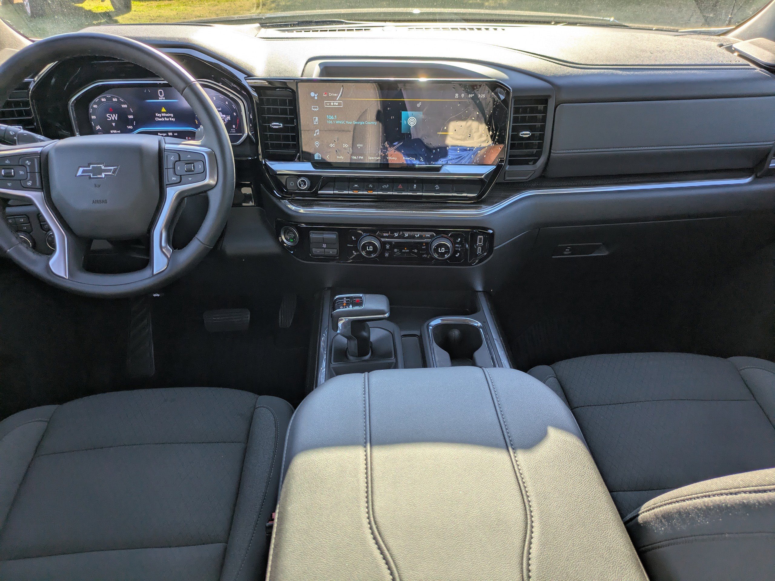 Used 2025 Chevrolet Silverado 1500 RST w/ Z71 Off-Road Package image 15