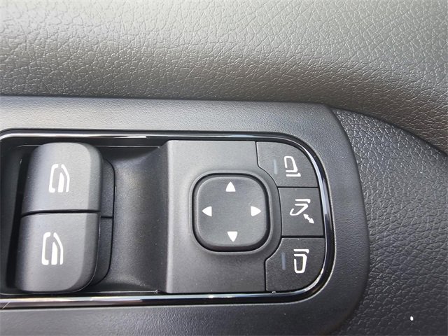 New 2026 Mercedes-Benz Sprinter 144 Cargo image 11