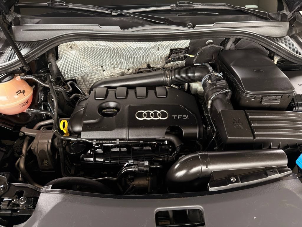 Used 2015 Audi Q3 2.0T Prestige w/ Prestige Package AWD/4WD image 61