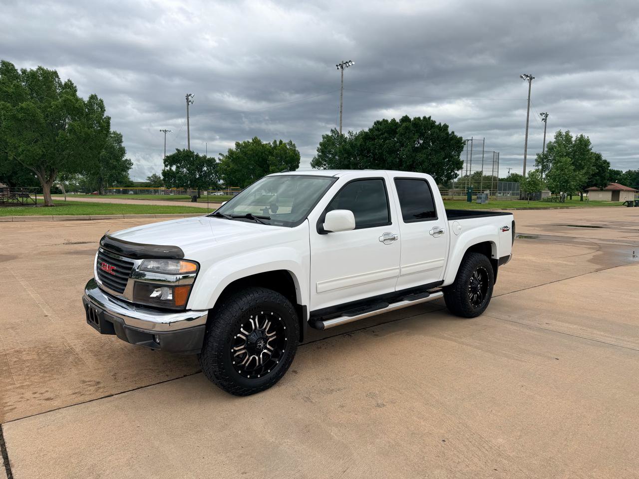 Used 2012 GMC Canyon SLE AWD/4WD image 4