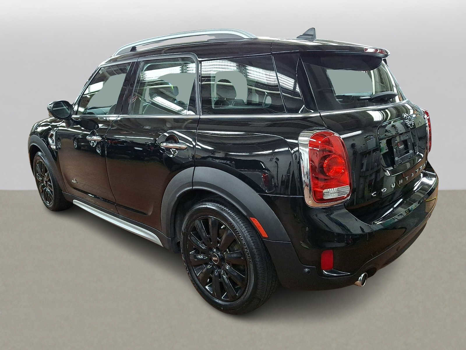 Used 2020 MINI Cooper Countryman S w/ Storage Package image 5