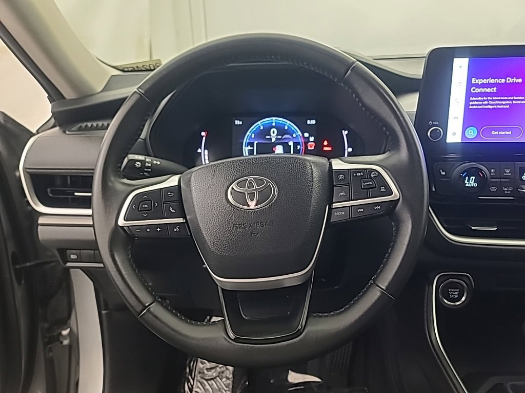 Used 2025 Toyota Grand Highlander AWD image 36