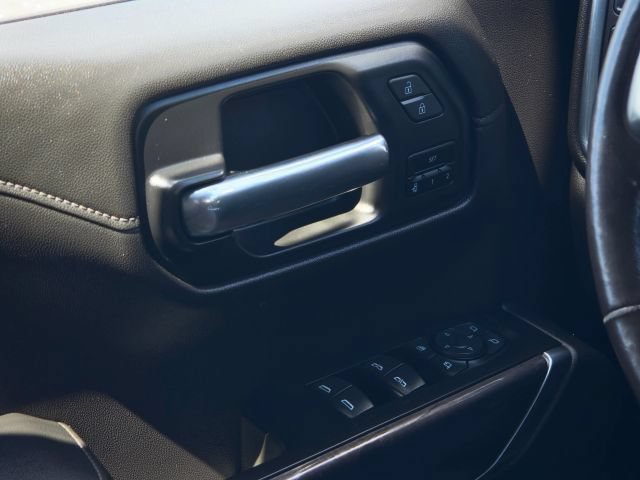 Used 2020 Chevrolet Silverado 1500 LTZ w/ LTZ Texas Edition AWD/4WD image 17