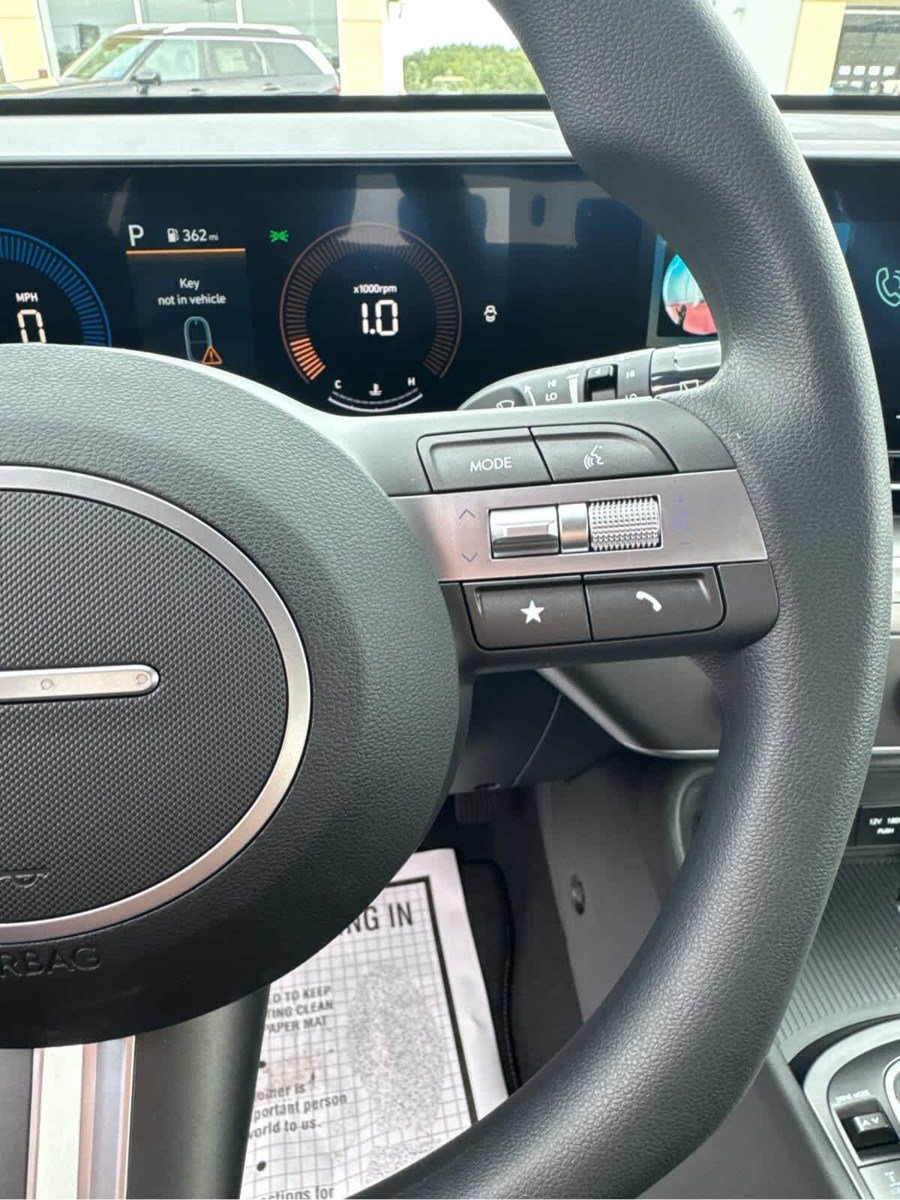 New 2027 Hyundai Kona SE AWD/4WD image 22
