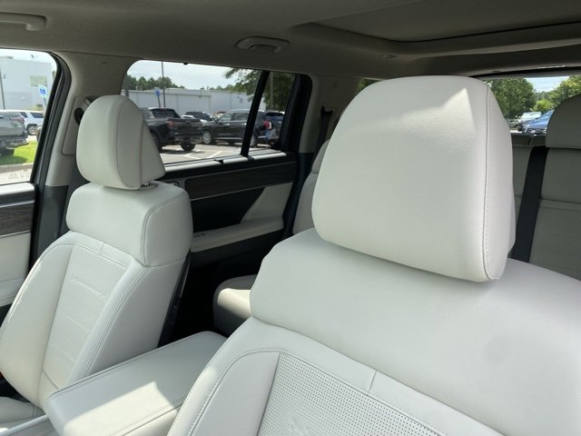 Used 2024 Hyundai Santa Fe Limited image 31