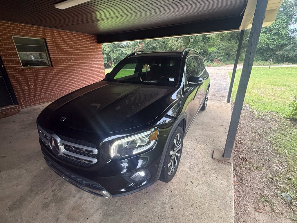 Used 2020 Mercedes-Benz GLB 250 image 3