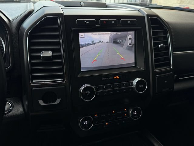 Used 2019 Ford Expedition Limited w/ Equipment Group 301A RWD image 7