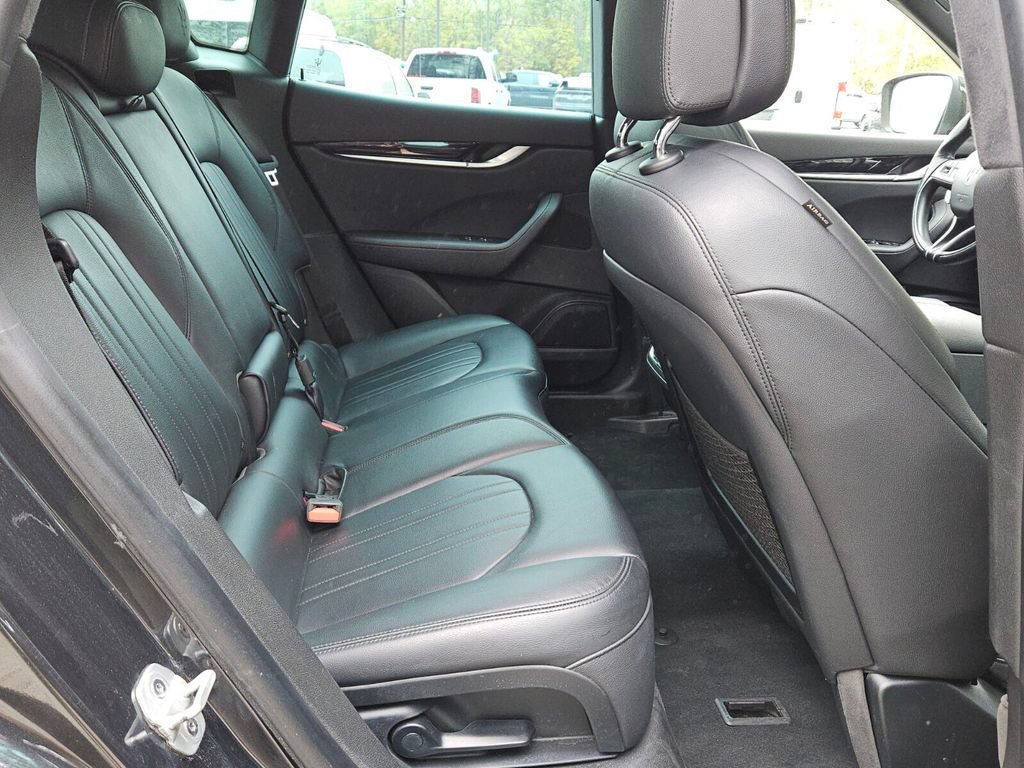 Used 2023 Maserati Levante Modena AWD/4WD image 14