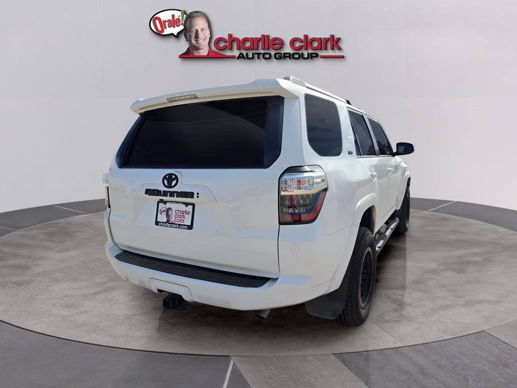 Used 2022 Toyota 4Runner SR5 Premium w/ Moonroof Package AWD/4WD image 6