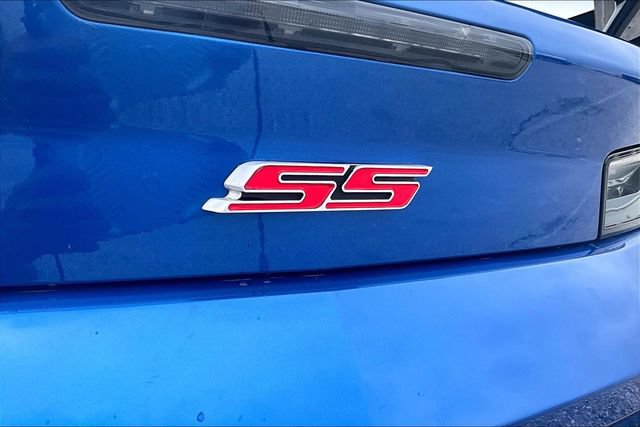 Used 2018 Chevrolet Camaro SS RWD image 14