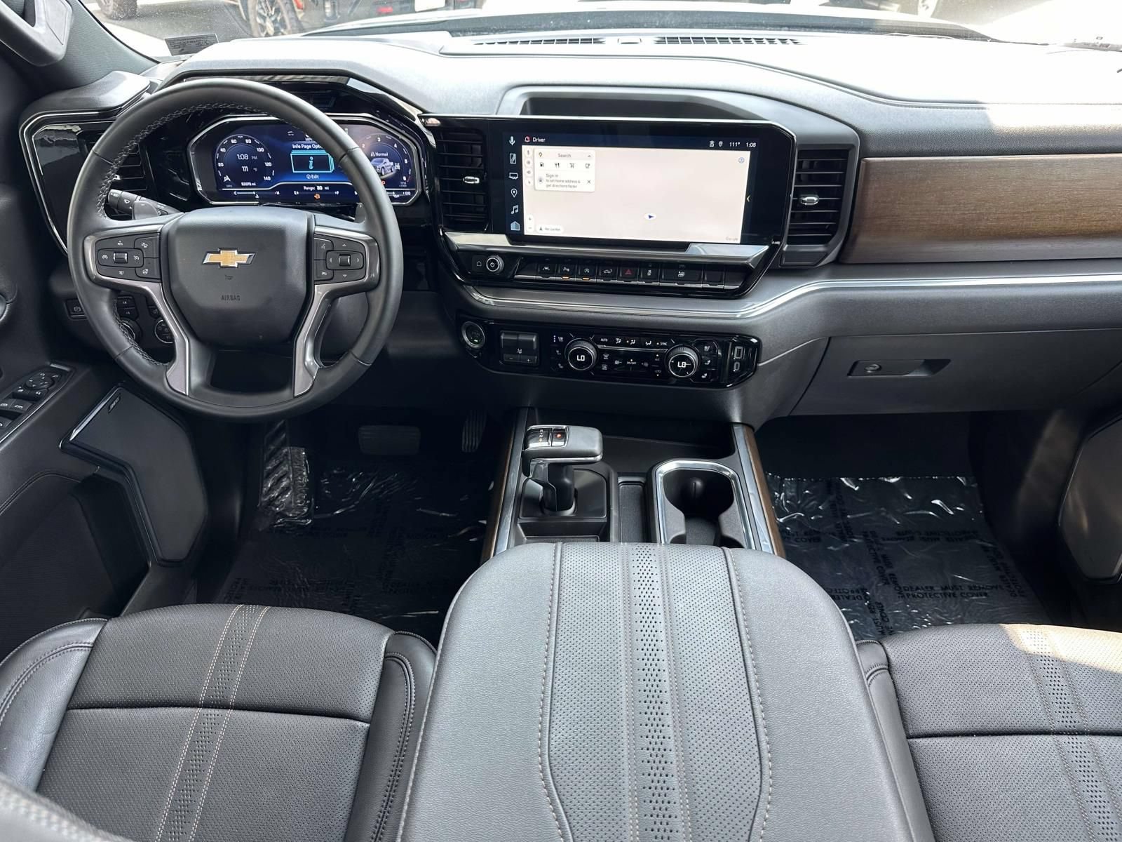 Certified 2024 Chevrolet Silverado 1500 High Country w/ High Country Premium Package AWD/4WD image 9