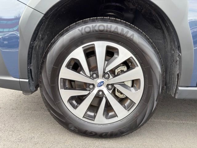 Used 2025 Subaru Outback Premium image 27