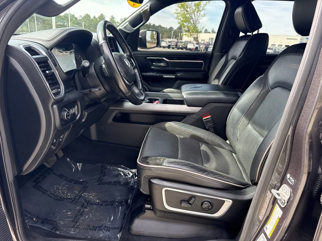 Used 2021 RAM 1500 Laramie w/ Sport Appearance Package image 13