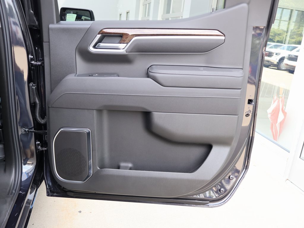 New 2026 GMC Sierra 1500 Elevation w/ Elevation Premium Package image 38