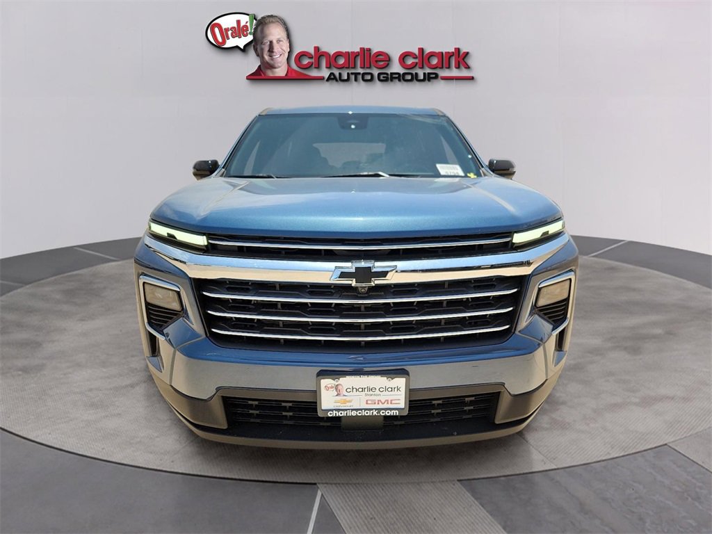 New 2025 Chevrolet Traverse LT w/ Driver Confidence Package image 8