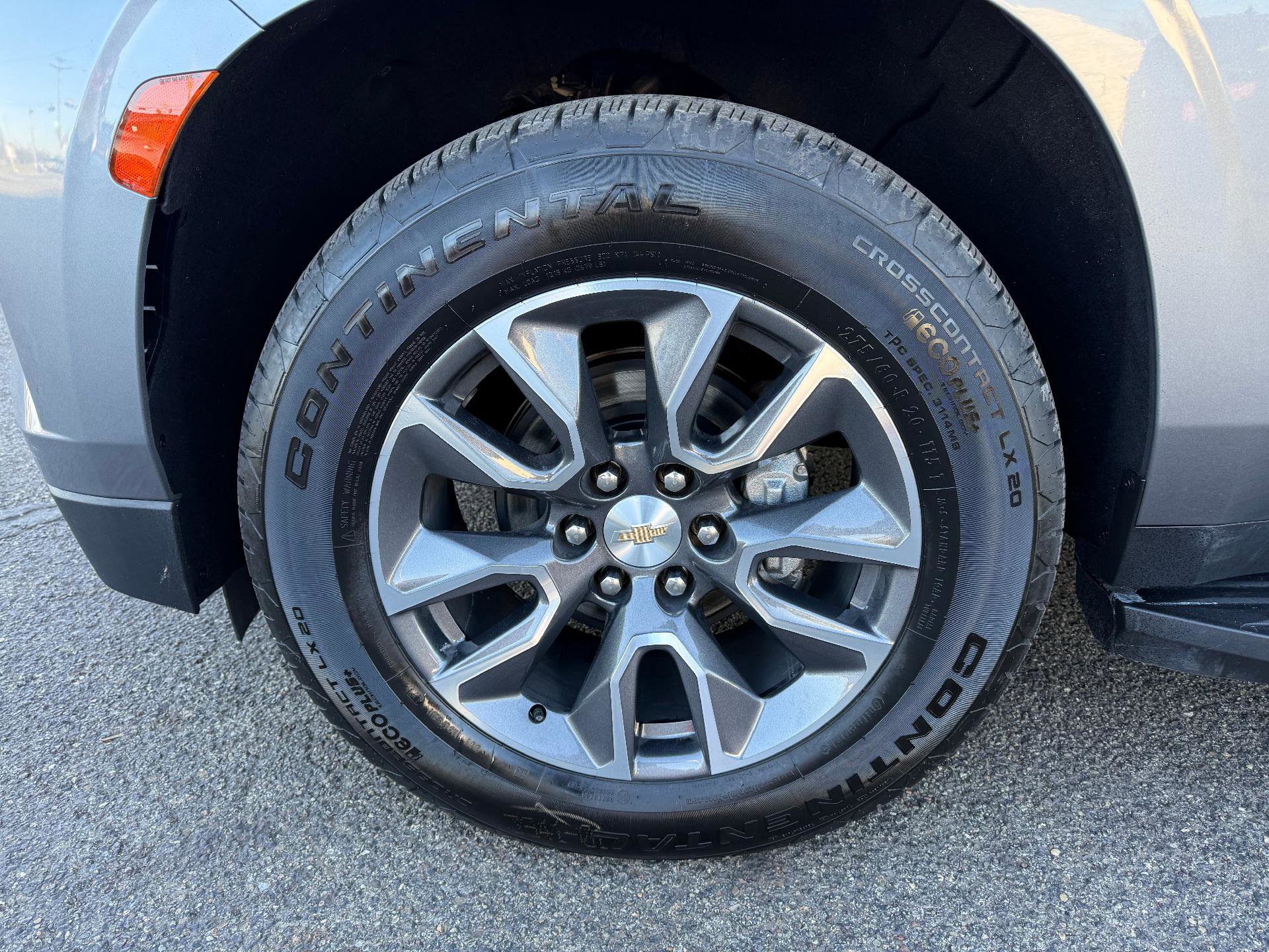 Certified 2021 Chevrolet Suburban LS w/ Driver Alert Package image 11