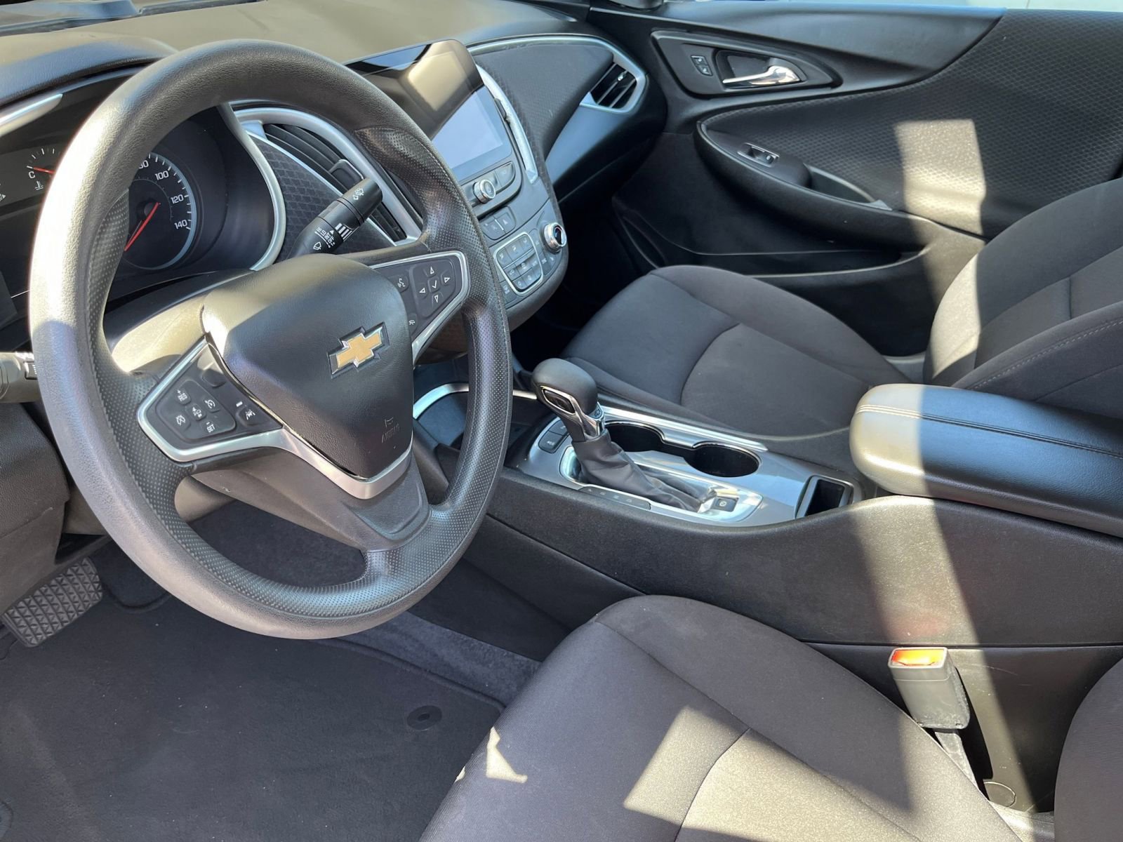 Used 2023 Chevrolet Malibu LT w/ Driver Confidence Package image 34