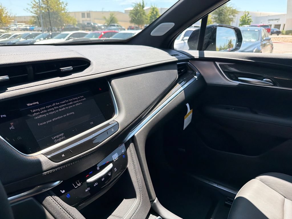 New 2026 Cadillac XT5 Sportv w/ LPO, Onyx Lite Package AWD/4WD image 23