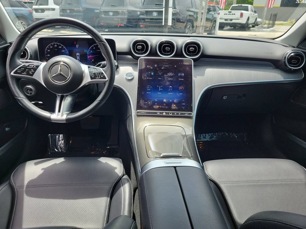Used 2022 Mercedes-Benz C 300 Sedan image 11