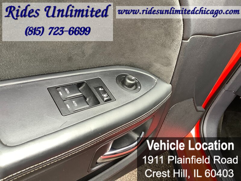 Used 2010 Dodge Challenger SRT8 w/ SRT Option Group II RWD image 17